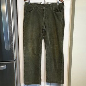NEW Columbia Womens In the Distance Straight Leg Corduroy Pants Size 10 Reg $65